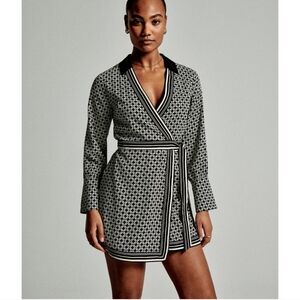 Abercrombie & Fitch Black Garment